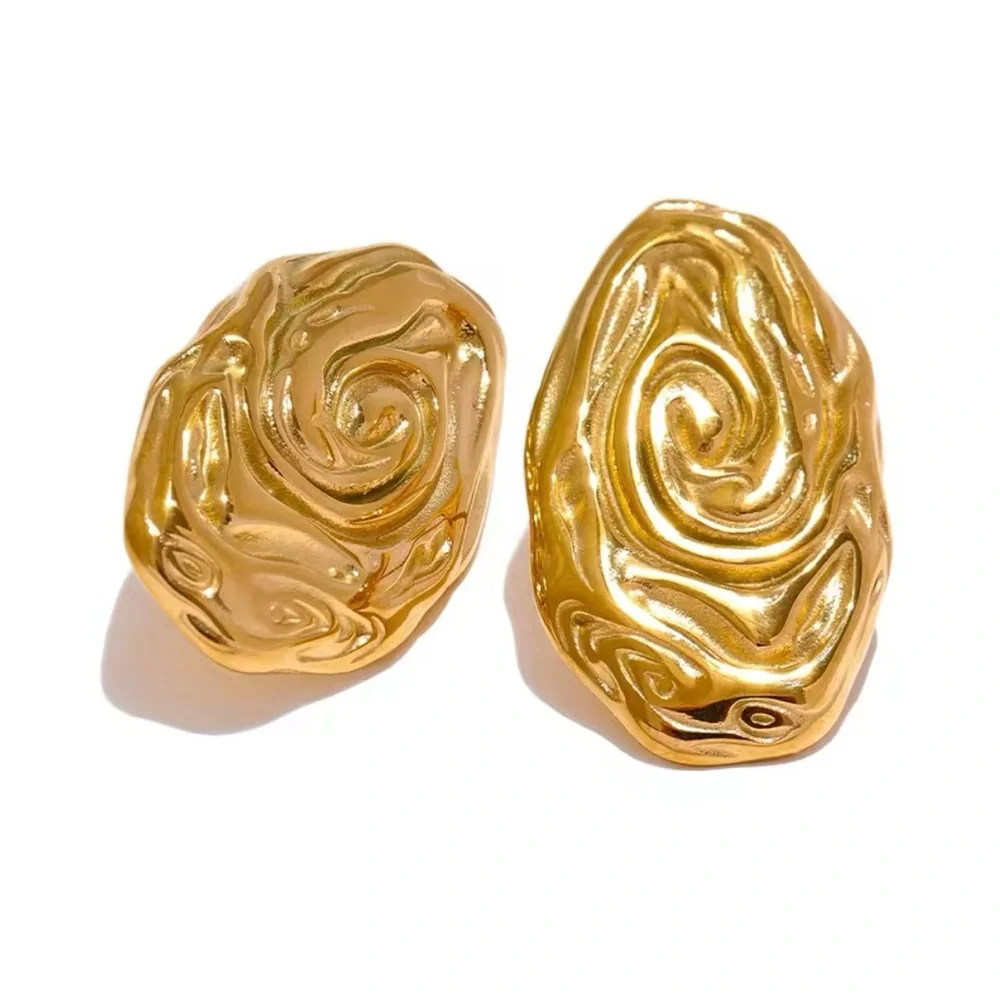 Gold Swirl Earrings - Picture 1 of 1